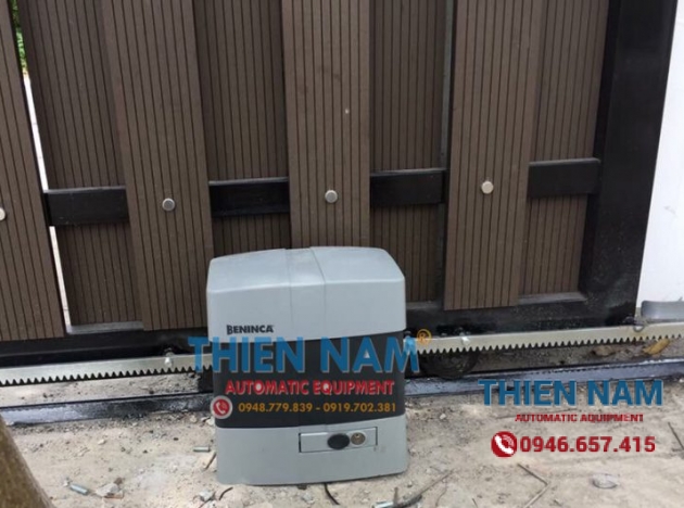 1000kg MOTOR CỔNG TRƯỢT (LÙA) TỰ ĐỘNG BENINCA BULL10M (1000kg)